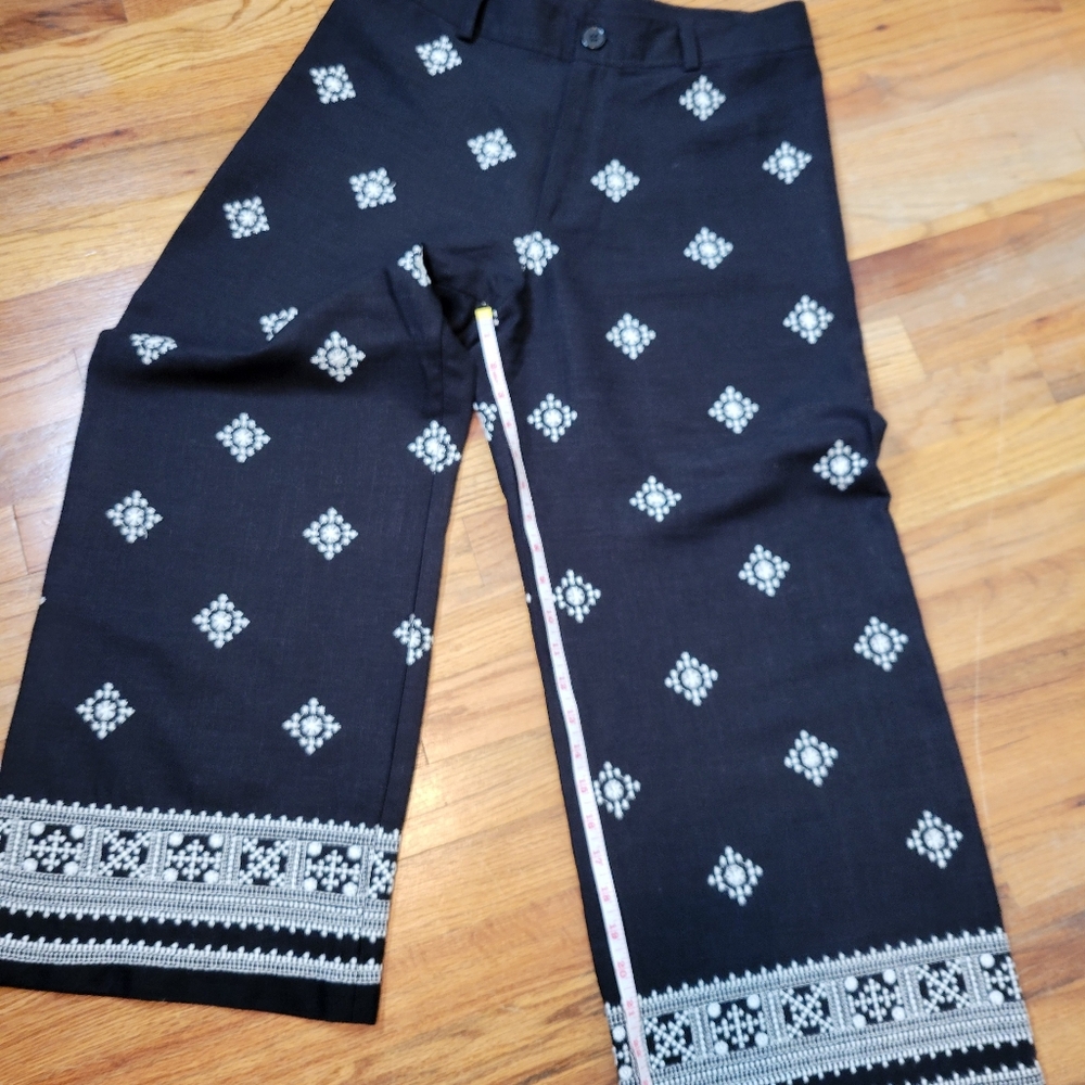 Elie Tahari Black Pants With Cream Embroidery And Back Pockets Size 10 - Picture 13 of 16